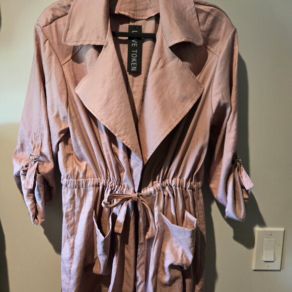 Love Token Allen Wide Collar Tie Waist Coat NWT - Sz M - Picture 2 of 4